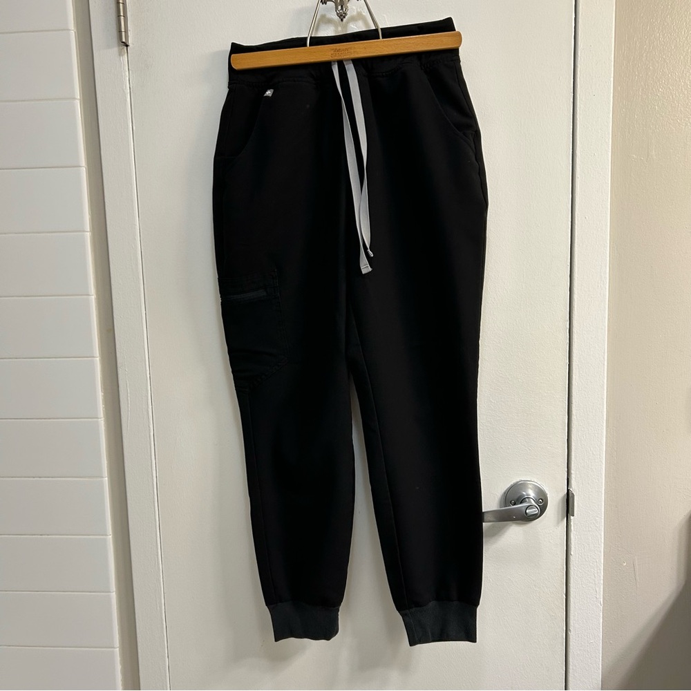 Figs Black Zamora High Waisted Joggers S PETITE